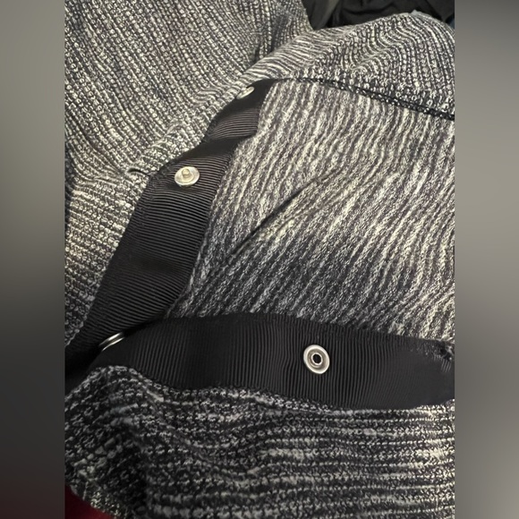 Lululemon | Vinyasa Scarf - Picture 5 of 6